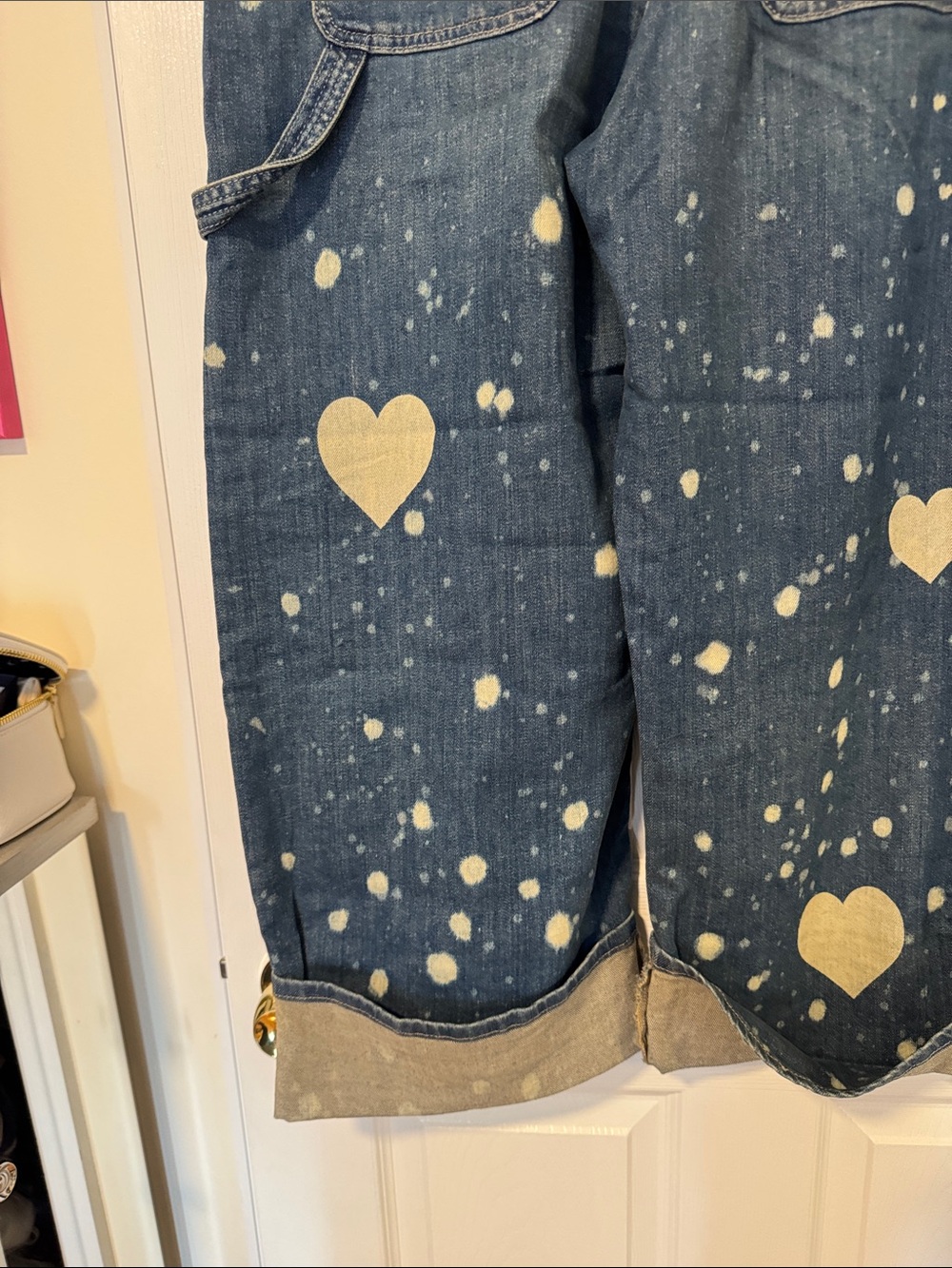Pilcro Kayden Barrel Carpenter Paint-Splatter Heart Patch Wide-Leg Jeans Size 29 - Picture 7 of 8
